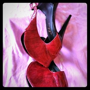 6 inch red shoes worn twice